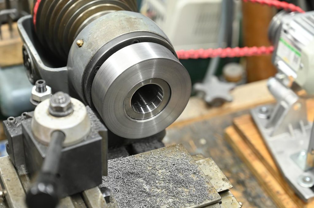 how to make a lathe chuck back plate for a threaded spindle