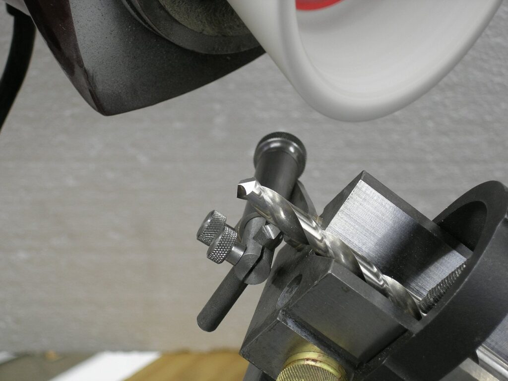 Mcgyver's drill sharpening grinding fixture