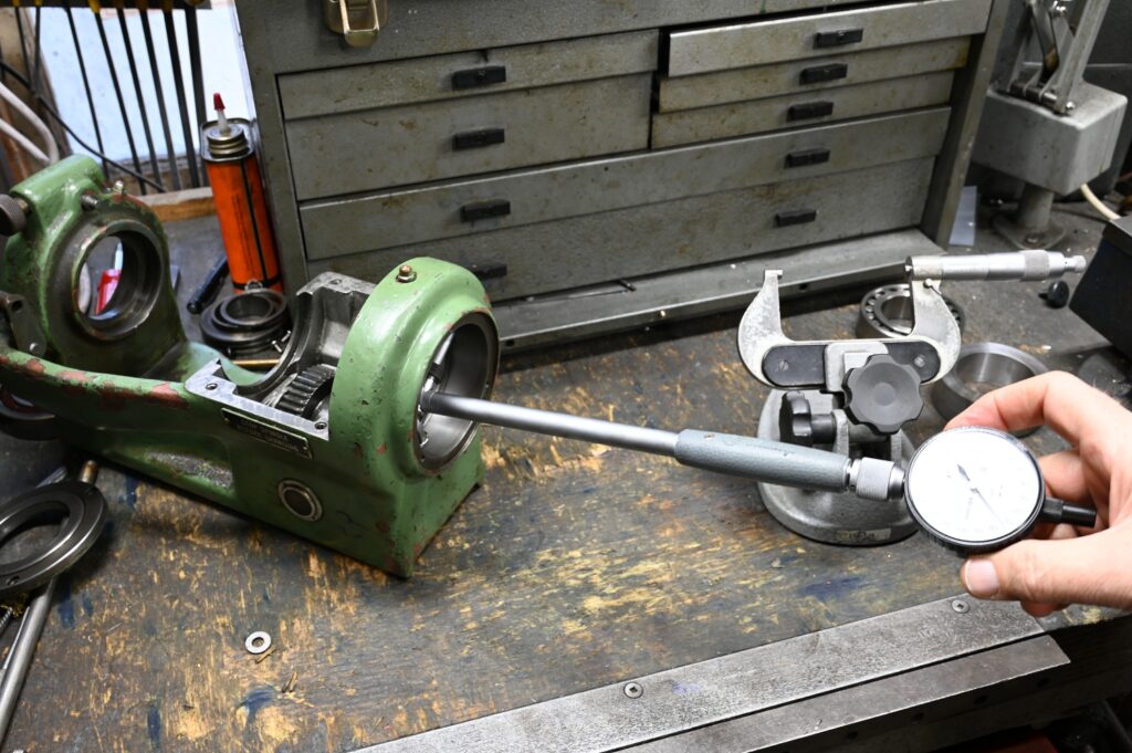 installing lathe spindle taper mount roller bearings schaublin 102