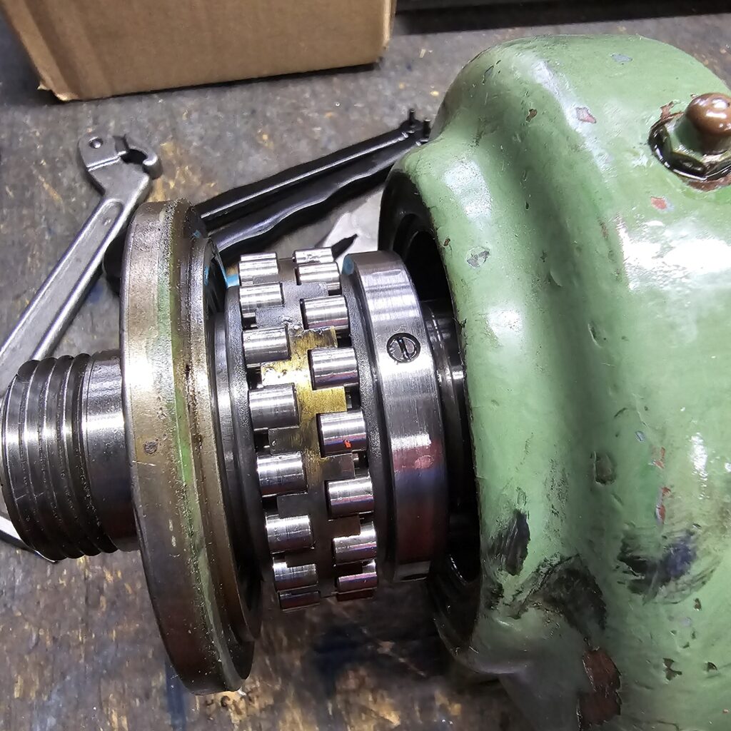 installing lathe spindle taper mount roller bearings